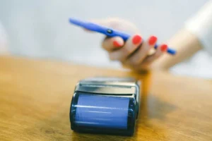 Tap-to-Pay-no-iPhone-facilidade-e-seguranca-para-pequenos-negocios.webp